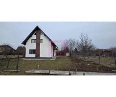Vila de vanzare cu 4 camere in Brebu - Imagine 2