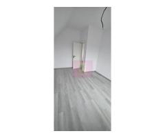 Vila de vanzare cu 4 camere in Brebu - Imagine 8