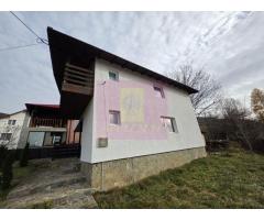Vila de vacanta cu 4 camere de vanzare in Valea Doftanei - Imagine 2