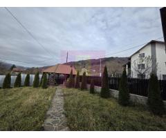 Vila de vacanta cu 4 camere de vanzare in Valea Doftanei - Imagine 7