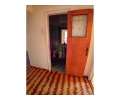Vanzare apartament de 4 camere la Casa Poporului-stradal - Imagine 2