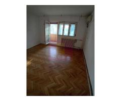 Vanzare apartament de 4 camere la Casa Poporului-stradal - Imagine 7
