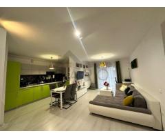 Vand Apartament cu 2 camere + un loc de parcare