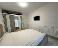 Vand Apartament cu 2 camere + un loc de parcare - Imagine 3