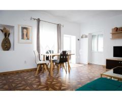 Apartament 2 camere | Curte | Modern | Renovat | Central - Imagine 4