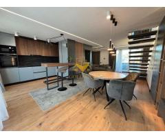 Penthouse mobilat lux, parcare, AC, bloc nou, Semicentral, zona Horea