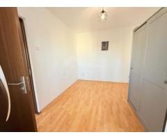 Apartament două camere de vânzare Dâmbu renovat
