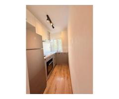 Apartament două camere de vânzare Dâmbu renovat - Imagine 2