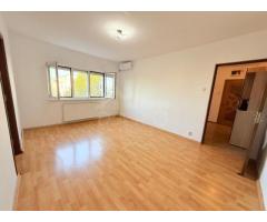 Apartament două camere de vânzare Dâmbu renovat - Imagine 4