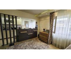 Apartament cu o cameră, modificat în stil open-space, situat în cartierul Tudor Vladimirescu,