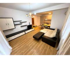 2 camere, Andrei Muresanu, Grand Hotel Italia, Trifoiului, Parcare