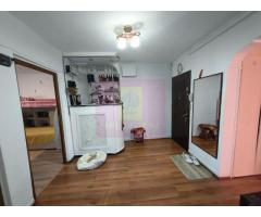 Apartament spațios de 4 camere bl 1982 Berceni etajul 8 bloc anvelopat - Imagine 5