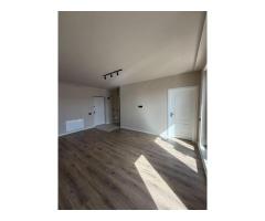 Apartament 2 camere, terasa, etaj intermediar, garaj, Eroilor - Imagine 3