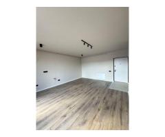 Apartament 2 camere, terasa, etaj intermediar, garaj, Eroilor - Imagine 4