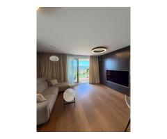 Apartament PREMIUM cu curte, terasă și lift cu acces direct în living