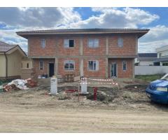 Duplex cu 4 camere, 129,52 mp utili și teren generos – Giarmata Vii