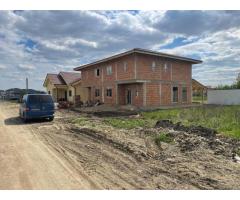 Duplex cu 4 camere, 129,52 mp utili și teren generos – Giarmata Vii - Imagine 3