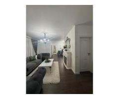 Apartament 3 camere decomandate, 2 bai,balcon, etaj intermediar, garaj - Imagine 3