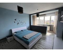 DE VANZARE AP. 2 CAM. - Gh Lazar -99500 eur NEGOCIABIL