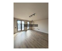 Apartament 2 camere, terasa, etaj intermediar, garaj, Eroilor - Imagine 2