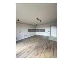 Apartament 2 camere, terasa, etaj intermediar, garaj, Eroilor - Imagine 4