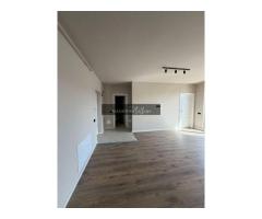 Apartament 2 camere, terasa, etaj intermediar, garaj, Eroilor - Imagine 6