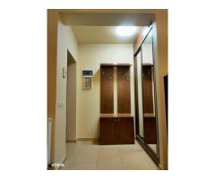 Apartament 3 camere, terasă, balcon închis, parcare - Imagine 3