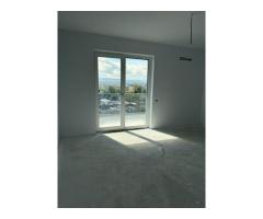 Apartament decomandat | 3 camere | 2 bai | 2 terase | parcare | Junior - Imagine 6