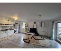 Închiriez apartament cu două camere pe termen lung în Green Residence