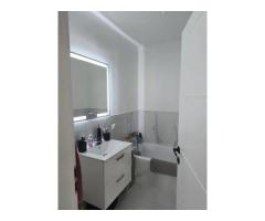 Apartament 3 camere, 2 bai, balcon, Teilor - Imagine 7