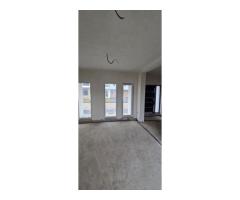 Unitate triplex 4 camere, 3 bai, strada Urusagului - Imagine 3