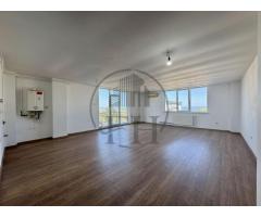 Apartament 3 camere de vânzare Mamaia Nord, Constanța