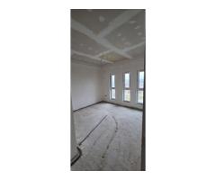 Unitate triplex 4 camere, 3 bai, strada Urusagului