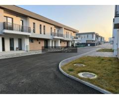 Unitate triplex 4 camere, 3 bai, strada Urusagului - Imagine 8