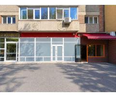 Spatiu comercial , stradal statie metrou Pacii