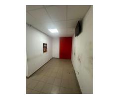 Spatiu comercial , stradal statie metrou Pacii - Imagine 9