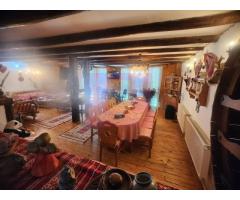 Vila de vacanta de vanzare in Busteni - Zona Zamora - Imagine 6