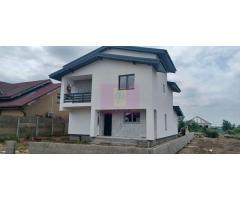 Săbăreni, casă p+1E+m, 5 camere, 3 bai, terasă acoperită, CT - Imagine 2