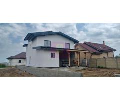 Săbăreni, casă p+1E+m, 5 camere, 3 bai, terasă acoperită, CT - Imagine 4