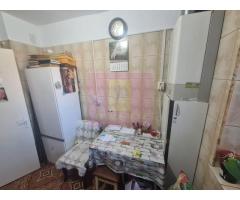 Apartament cu 3 camere de vanzare in Campina - Zona Centrala - Imagine 11