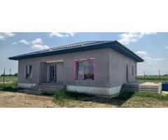 Casă nouă parter, 4 camere, curte 400mp, Săbăreni - Imagine 4