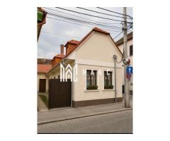 Casă de vânzare Sibiu | 6 camere | Centrul Istoric | 220 mp - Imagine 2