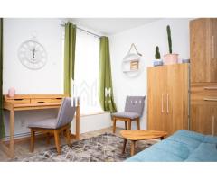 Apartament 3 camere | Curte | Modern | Renovat | Central - Imagine 6