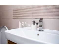 Apartament 3 camere | Curte | Modern | Renovat | Central - Imagine 8