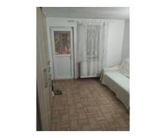 Casă de vânzare cu teren 920 mp - Imagine 5