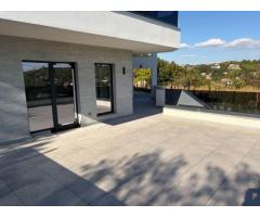 Casa individuala 4 camere, 3 bai, S+P+ET,  garaj, terasa - Imagine 9