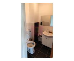 Apartament 3 camere, spațios, luminos și liniștit, cu vedere spre parc și lac - Imagine 7