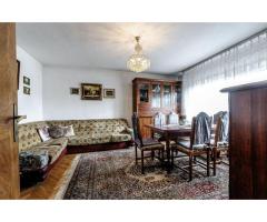 Casă din cărămidă cu 8 camere – zonă liniștită, LIPOVA - Imagine 3