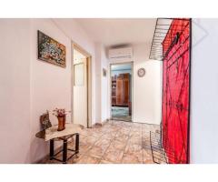 Apartament cu 4 camere decomandat cu vedere panoramica - Imagine 5