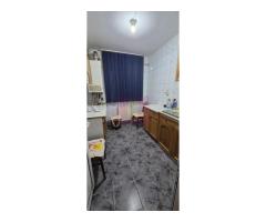 Apartament cu 3 camere de vanzare in Campina, parter - Imagine 9